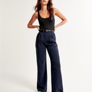 Abercrombie and Fitch Sloane Tailored Wide Leg Pant Navy L